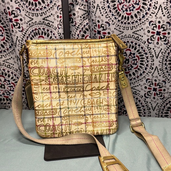 Coach Parker Op Art Swingpack - Gold Metallic Graffiti Logo Crossbody - Picture 2 of 10